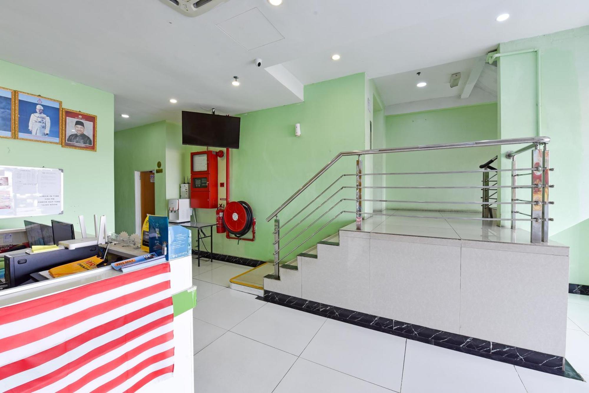 Hotel O G Home Hotel, Kota Bharu, Kelantan. Zewnętrze zdjęcie