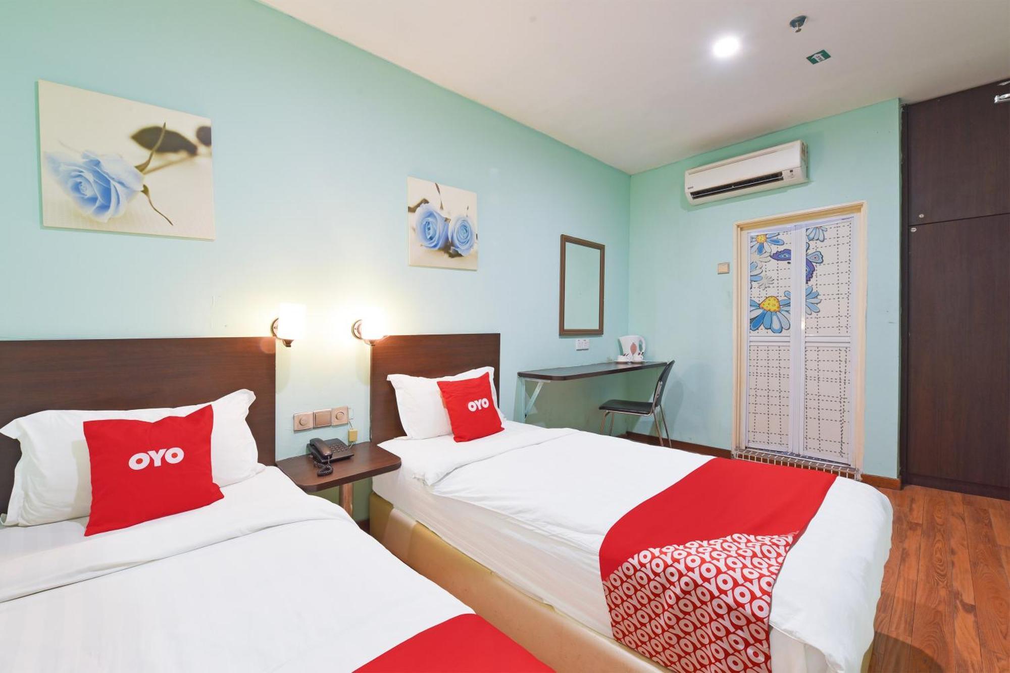 Hotel O G Home Hotel, Kota Bharu, Kelantan. Zewnętrze zdjęcie