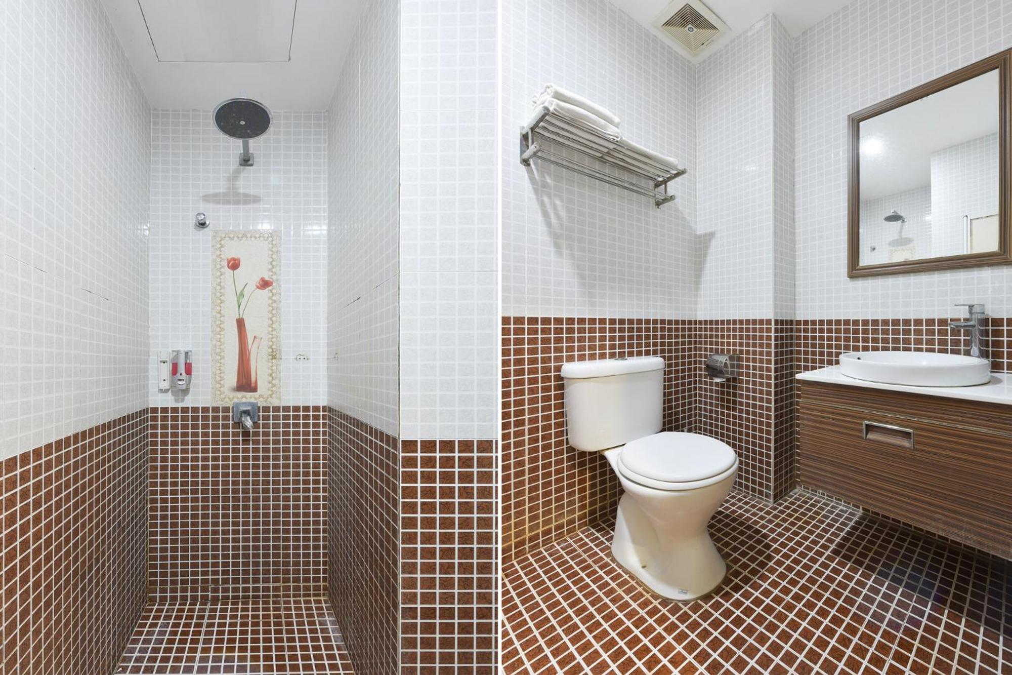 Hotel O G Home Hotel, Kota Bharu, Kelantan. Zewnętrze zdjęcie