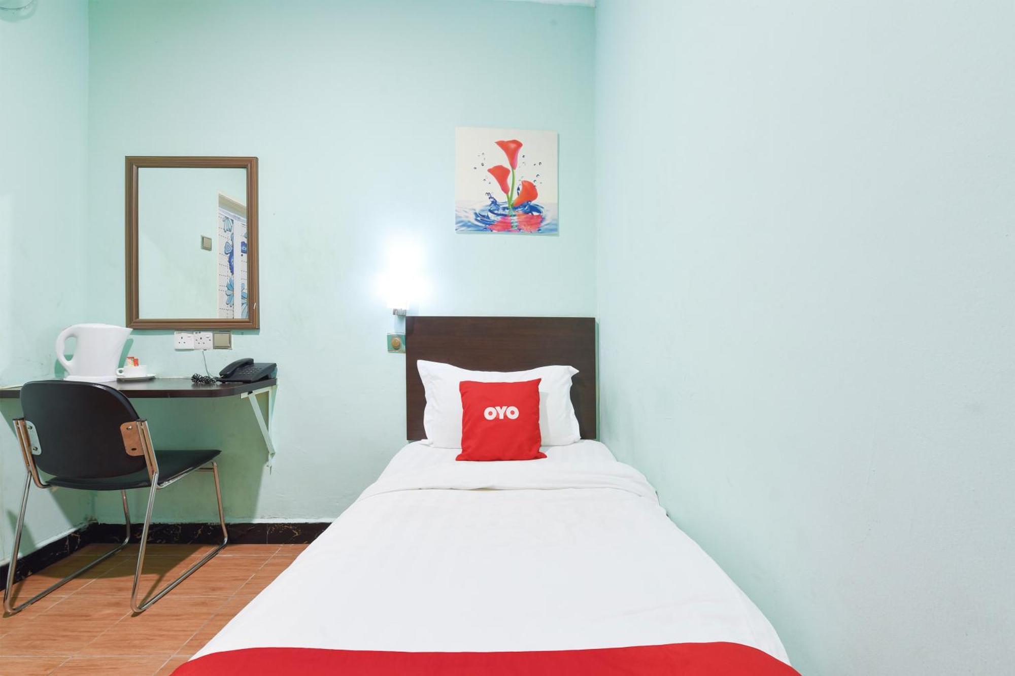 Hotel O G Home Hotel, Kota Bharu, Kelantan. Zewnętrze zdjęcie