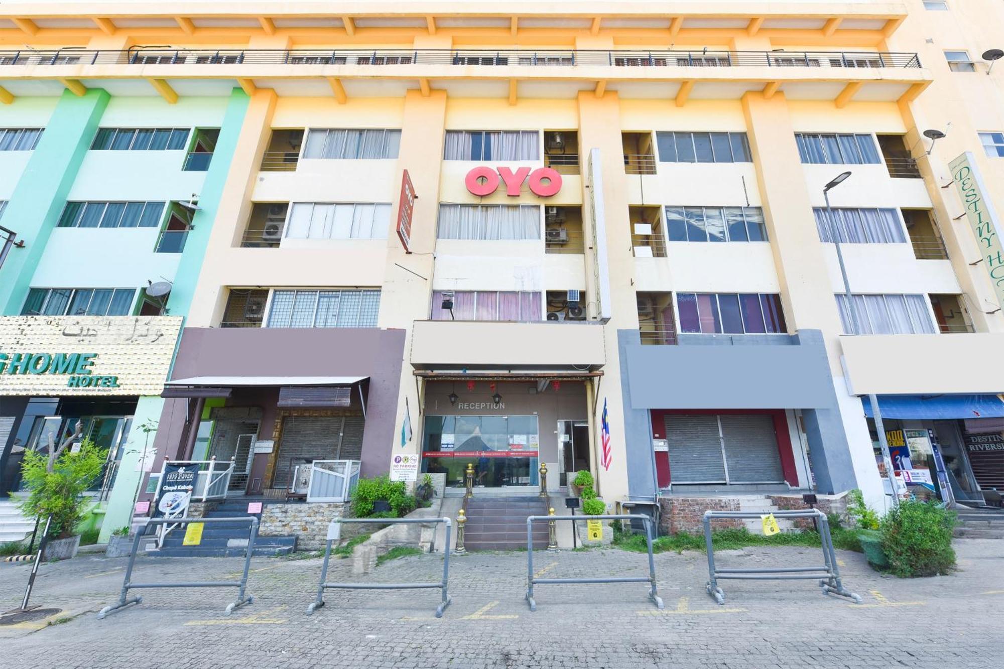 Hotel O G Home Hotel, Kota Bharu, Kelantan. Zewnętrze zdjęcie