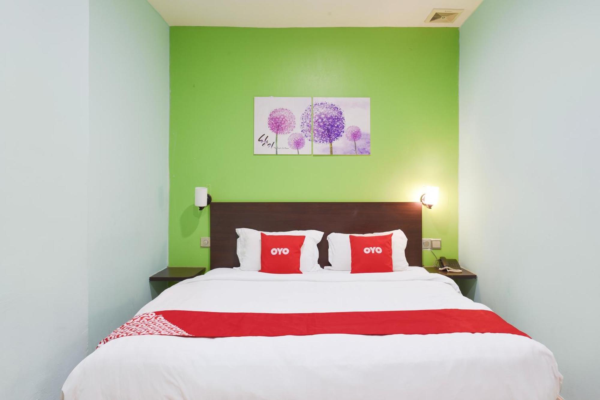 Hotel O G Home Hotel, Kota Bharu, Kelantan. Zewnętrze zdjęcie