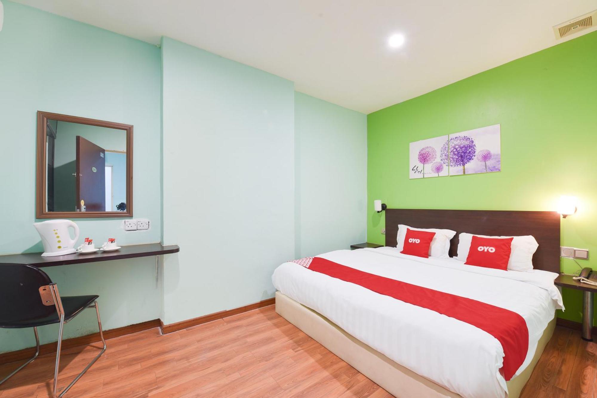 Hotel O G Home Hotel, Kota Bharu, Kelantan. Zewnętrze zdjęcie